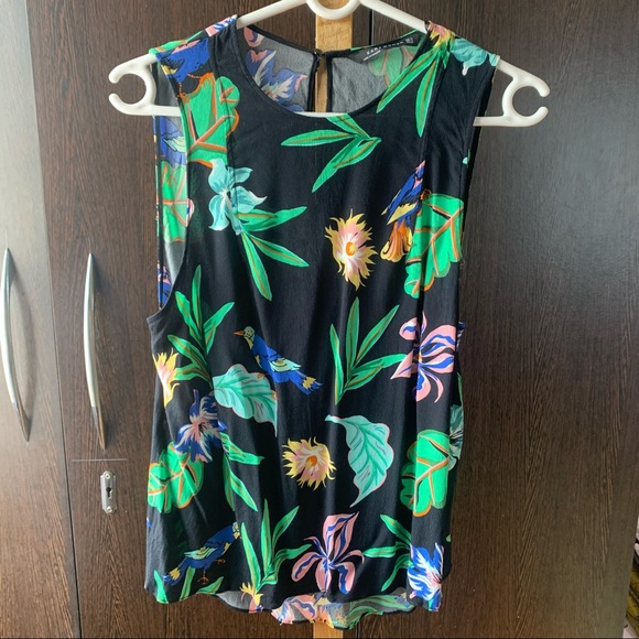 ZARA sleeveless top - Picture 4 of 5